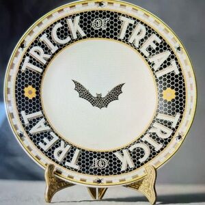 ❤️ANTHROPOLOGIE BISTRO TILE STONEWARE HALLOWEEN TRICK OR TREAT DESSERT PLATE NEW